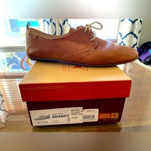 Women’s pikinos shoe